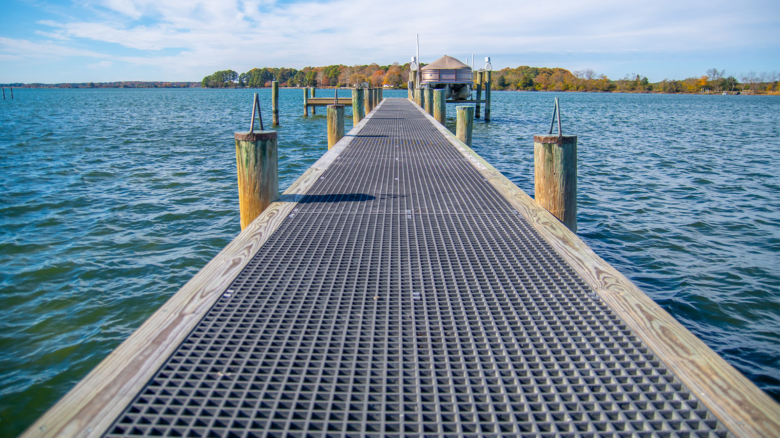 FRP grating used as dock decking material